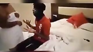 Delivery boy have fun with aunty