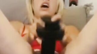 Tiffany slender mom videuse de couilles du 59 se gode