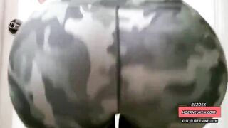 GROTE ASS PAWG WORDT GENEUKT INTO PANTS