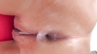 Screwed meat released for the perverse sperm battle