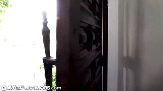 OnlyTeenBlowjobs - Broke Nude sluts Blows Penis For Free Pizza