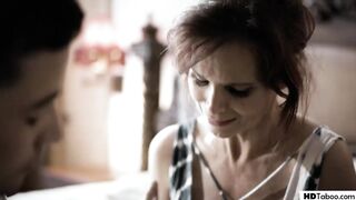 Poor Stepmom's feelings exploited - Syren De Mer