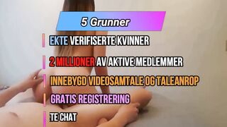 GODDESS JENTE MED NATURLIGE STORE PUPPER KAN IKKE STOPPE CUMMING