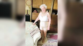 OmaGeiL – Real Grandma and Old Sexsual Content