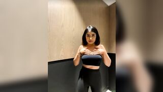 Milf Huge Titted women Performance Her Melons