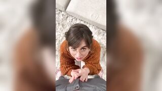Riley Reid is having fun at home