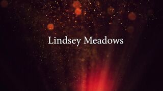 Meaty Snatch Lindsey Meadows Likes Masturbating For A Webcam! See Her Got Off!