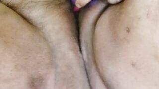 Thick White BBW Plays With Cunt