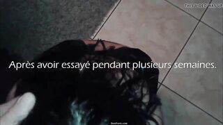 Je le suce a genoux