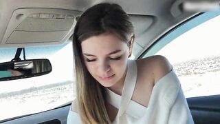 Fuck a stranger chick inside the middle of a field