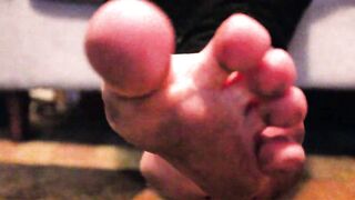 Lick my crazy Foot No Sound