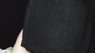 Bombshell thick ghetto white cunt with mouth chokes on a fat penis