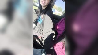 dyke offer friend hand job into vehicle