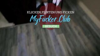 Stiefmutter schlurft Schwanz zum Fruhstuck
