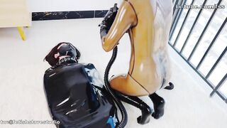 fx-tube com Rubber lesbo mask and slleping bag trample