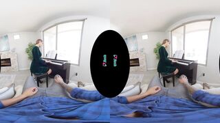 VRHUSH Rebecca Vanguard lets her piano professor jizzed her asshole