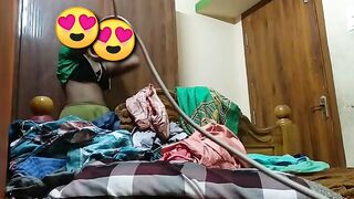Aunt dress change scene
