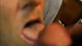 Old housewife is taking cum on her mouth