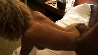 3Some with stranger into hotel room
