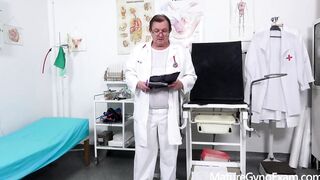 Chubby pornstar Alexa Bold examined by dirty doctor