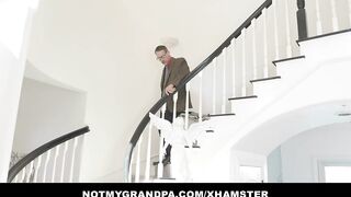 Stepgrandpa Rich Would Help Sia Lust If She Takes Care