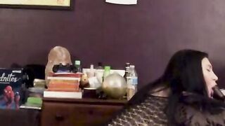 Bombshell bbw sucking off BBC
