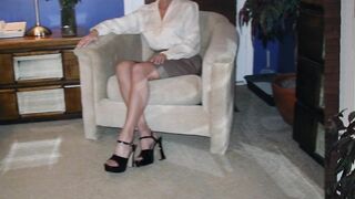 Bev - Sittin' Around