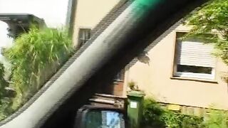 deutsche mom Anhalterin outside genommen