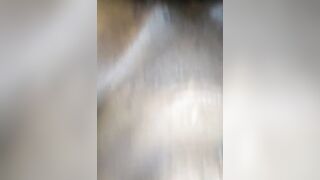Listen to her groaning and tremble when she squirts