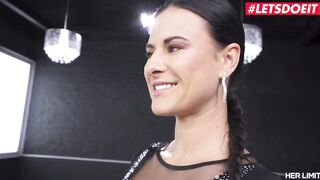 HER LIMIT - beauty milf Billie Star Takes Deep Anal