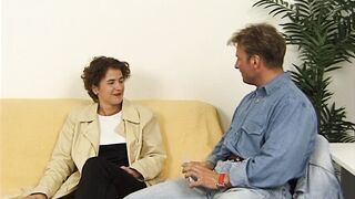 Finger im Po ab nach Mexico - German Cougar