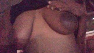 Sensual cougar Bombshell time