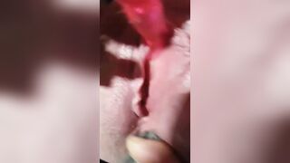 Katrins powerful Squirt with Analpenetration