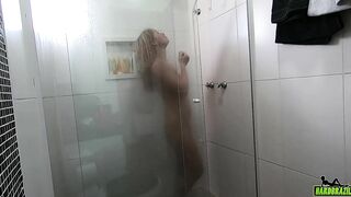 2 sexy babes were caught during the bath-tub - Rebecca