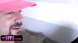 5 Hot BFFs Celebrate The Spring Break By Shearing Penis