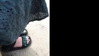 Apologizing and getting down on her knees