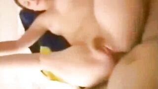 Sodo pour une coquine brune