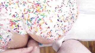 nooo no no satisfy no booty and crying / anal