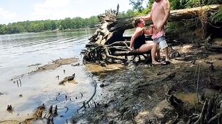 Thick wifey pounded into the mud on a nature walk