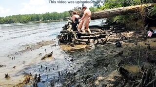 Thick wifey pounded into the mud on a nature walk