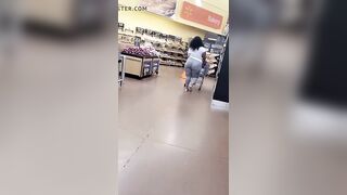 Phat jiggly ass african
