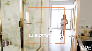 2 dicks for salacious American Cougar star Alexis Fawx to