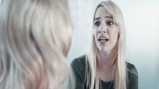 Lez assistant pussylicked and fingers by cougar