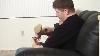Hottie mom getting her tasty toes worshiped