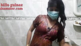 pakistani chick taking hot tub