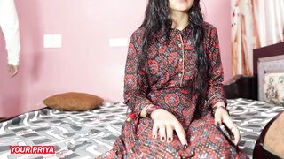 पड़ोस वाली दीदी को बातों से पटा कर खूब लंबी