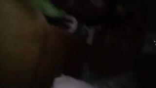 Babe Indonesian skank sucking off penis