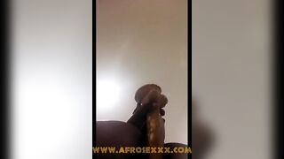 sextoy snatch fucked close up