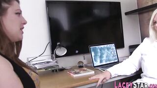 Old lesbo rubbing bimbo