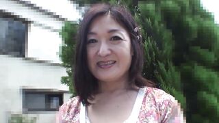 japanese older with unshaved cunt